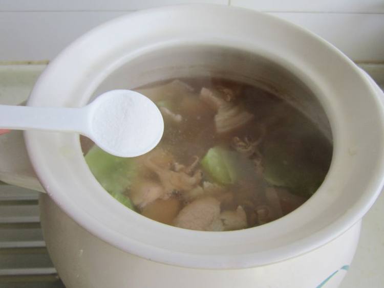 墨鱼干炖莴笋步骤9