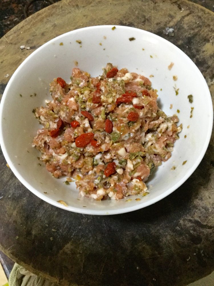 蒸梅菜肉饼步骤3