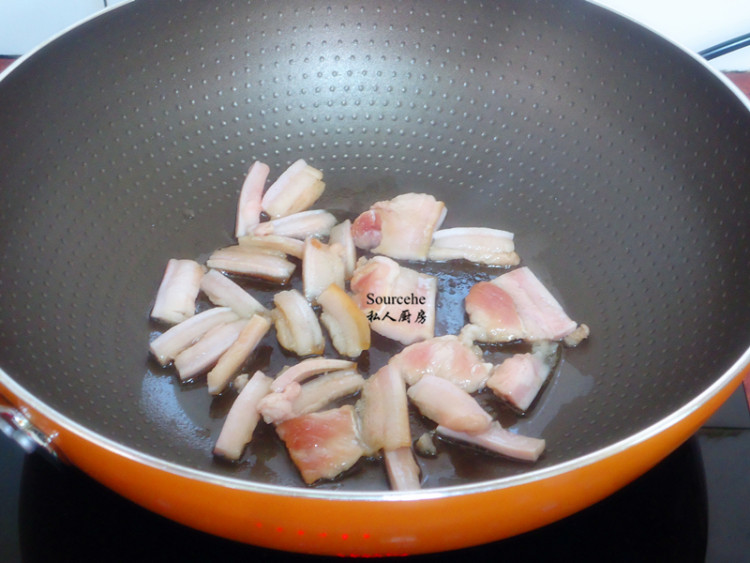 豆角炒肉片步骤5