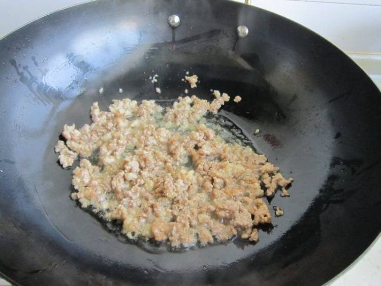 肉末炒鸡蛋步骤7