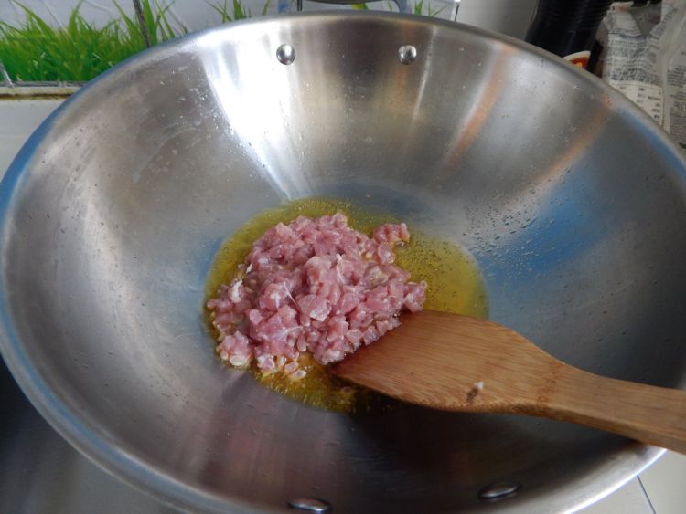 肉末茄丁步骤5