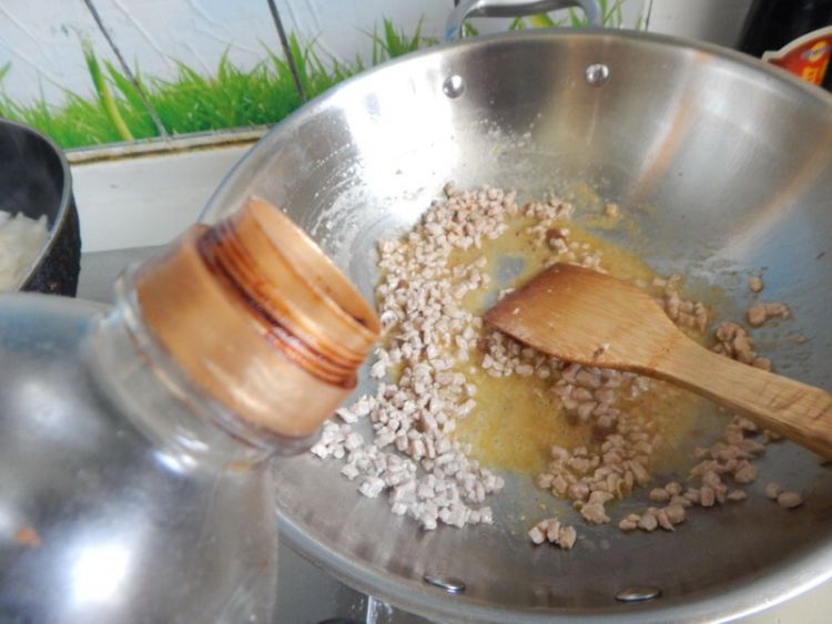 肉末茄丁步骤8