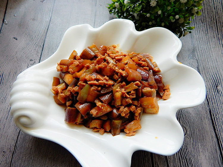 肉末茄丁步骤19