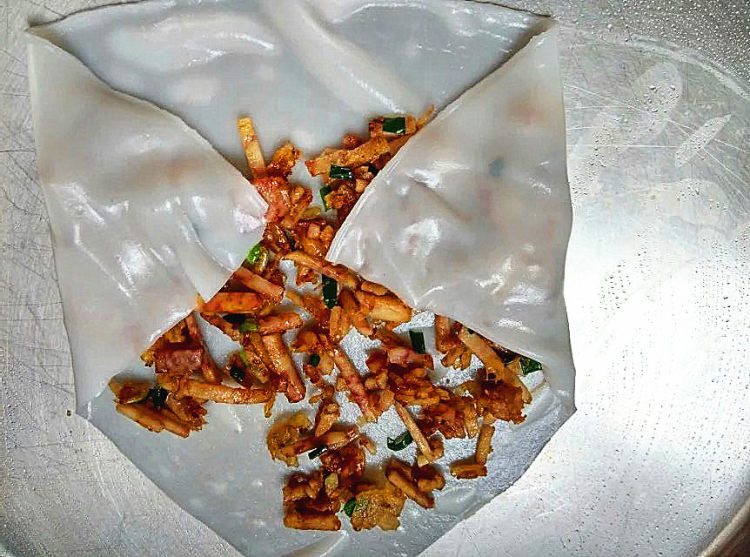 香芋卷筒粉步骤3