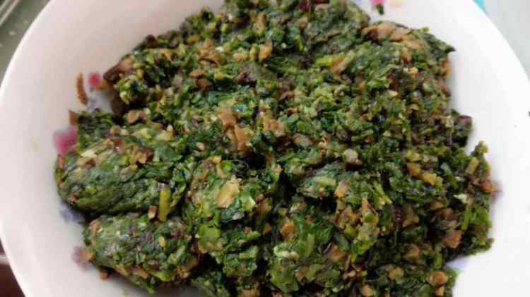 香菇荠菜猪肉馄饨(自步骤6
