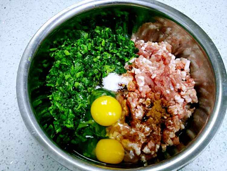 煎饺子（电饼铛）步骤1