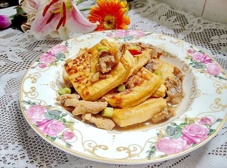里脊肉焖茂名豆腐步骤8