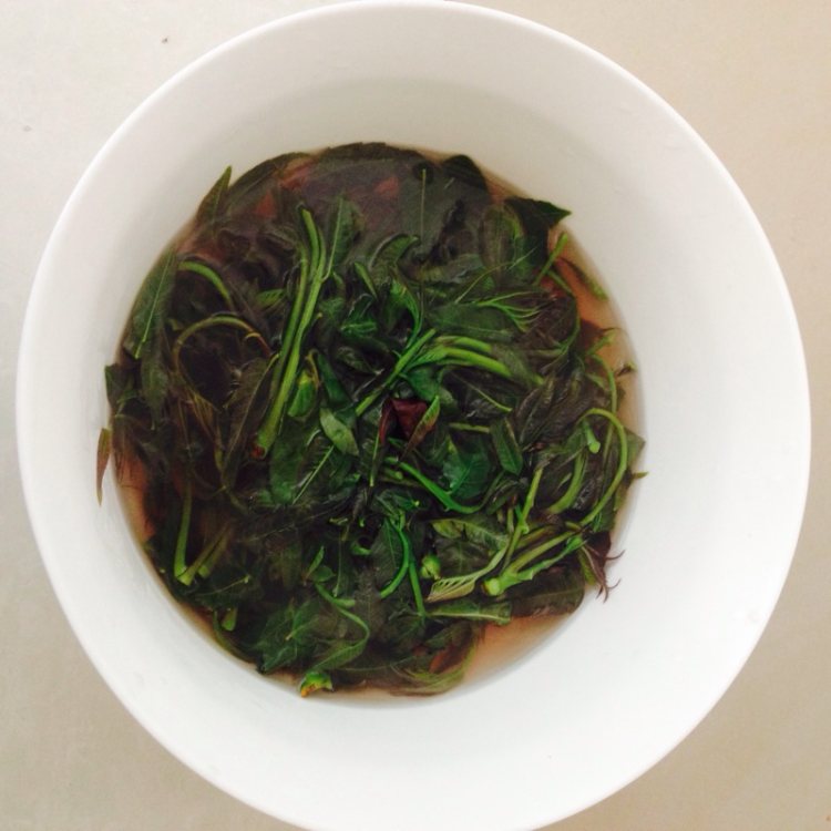 香椿芽珍珠丸子步骤2
