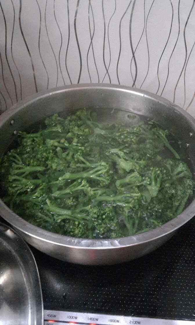 什锦蔬菜炒肉步骤3