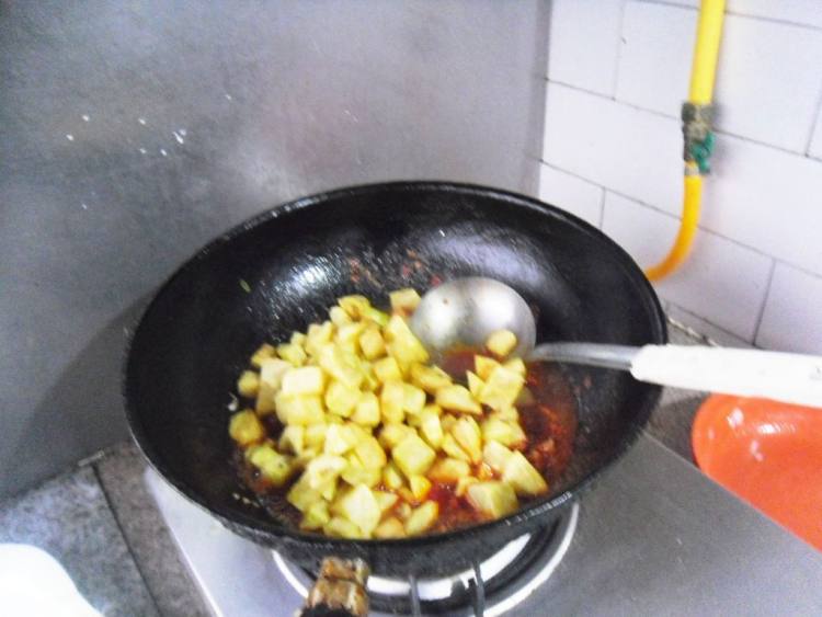 肉末土豆丁步骤9
