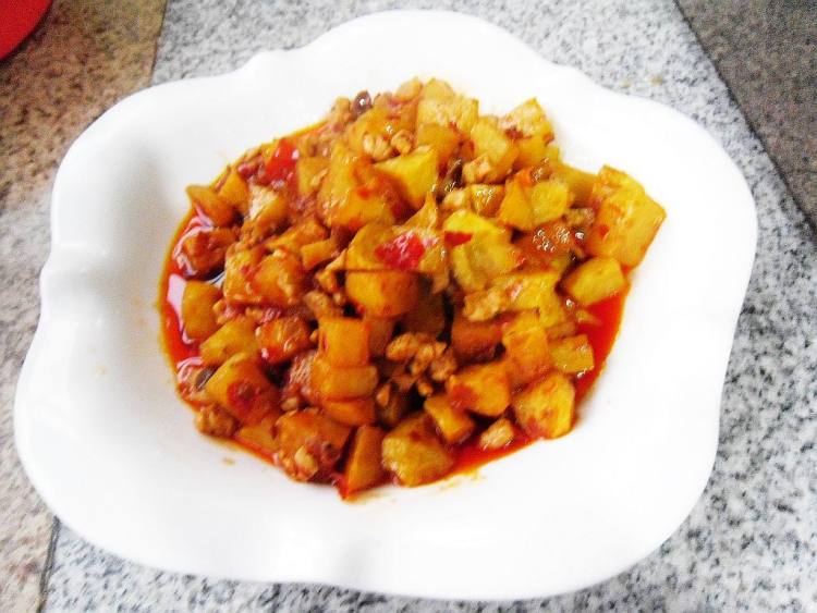 肉末土豆丁步骤12