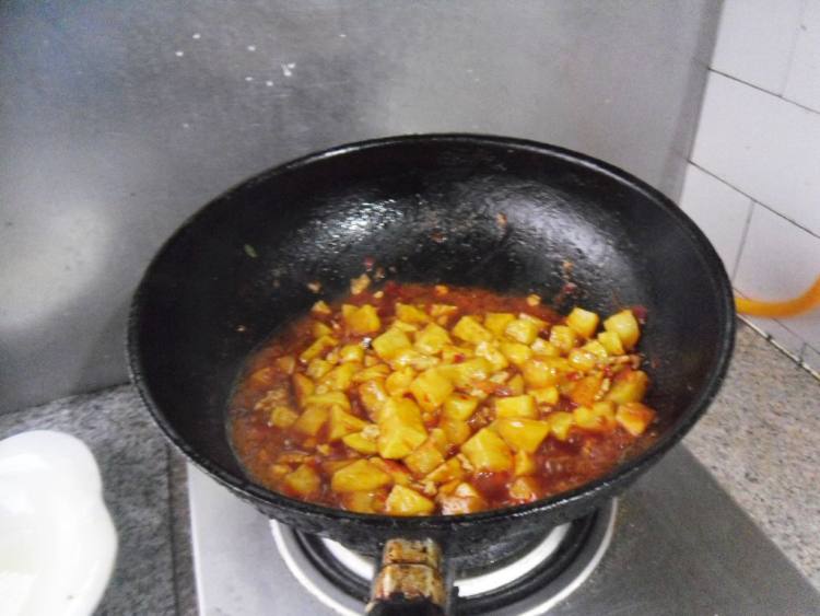 肉末土豆丁步骤11