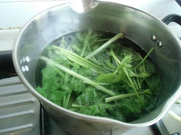 毛芹菜羊肉包子#盛夏步骤8