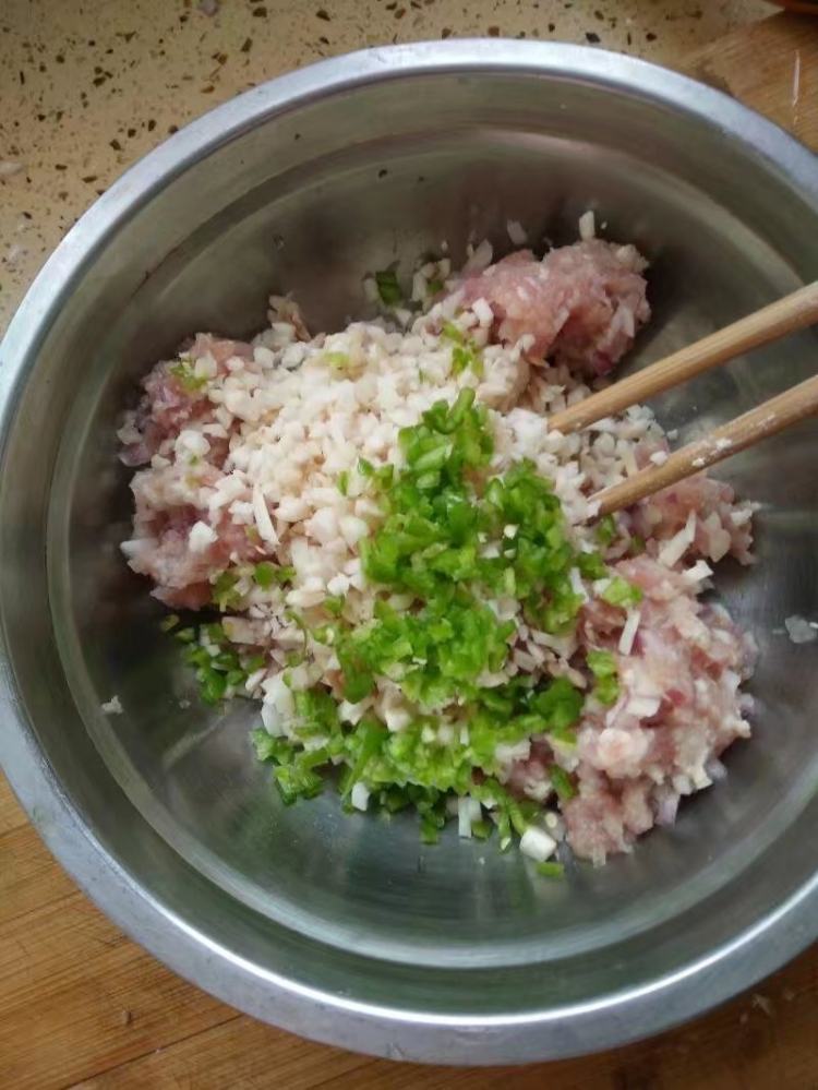 #盛夏餐桌#羊肉煎包步骤4