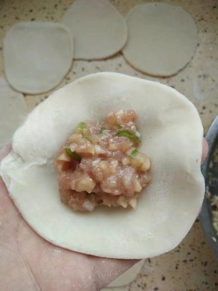 #盛夏餐桌#羊肉煎包步骤10