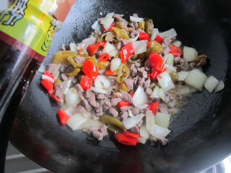 泡椒炒羊肉步骤10