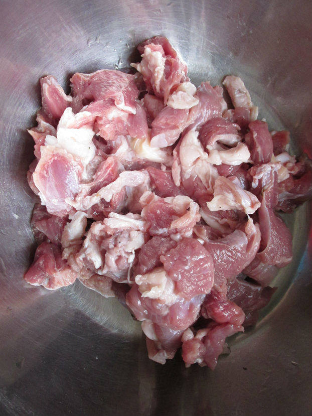 烤羊肉串#本味家乡菜#步骤2