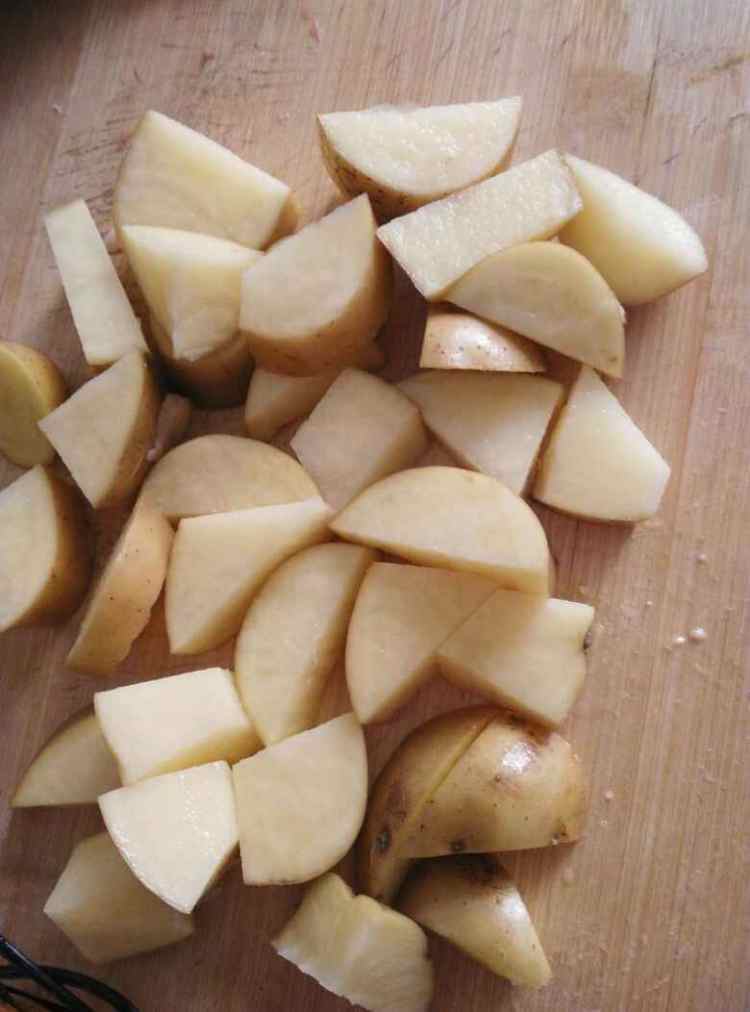 清炖羊肉土豆步骤4
