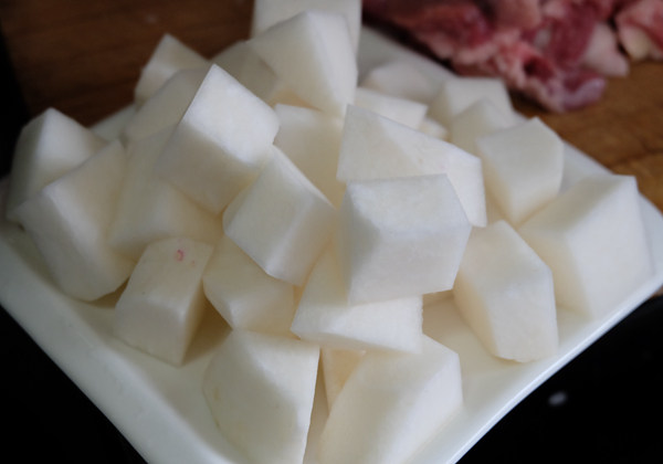 羊肉萝卜炖粉条步骤3