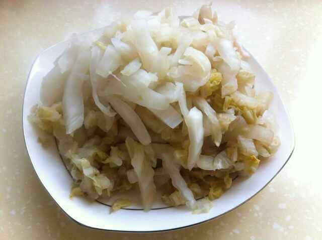 酸菜羊肉炒粉条步骤5