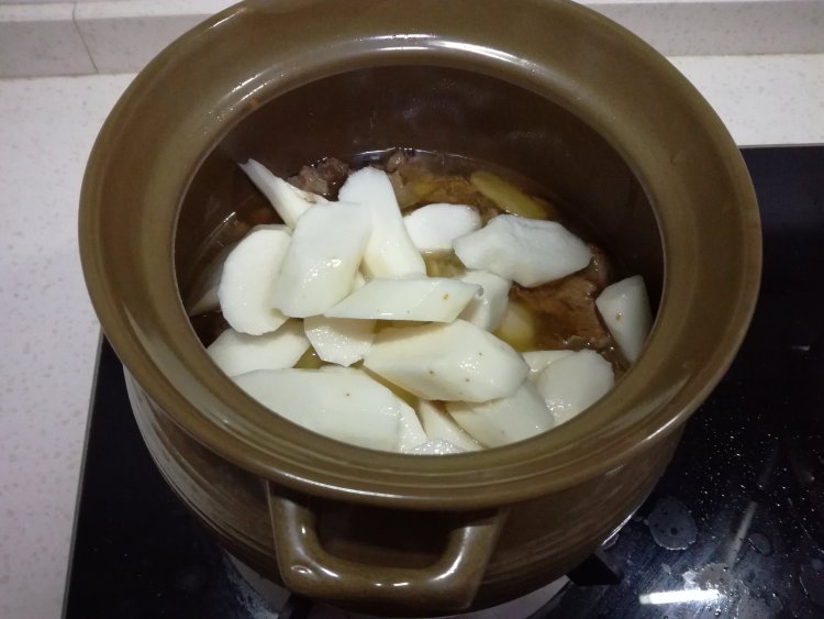 羊肉炖山药步骤12
