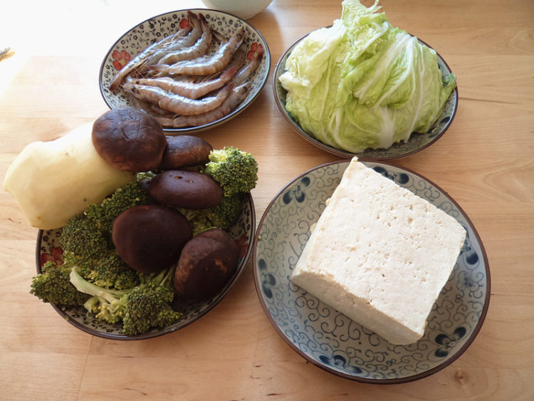 鲜虾火锅步骤4