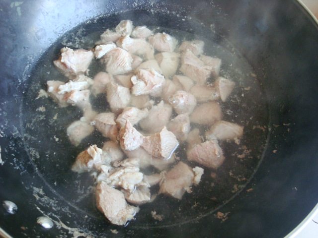 孜然羊肉炖土豆步骤1