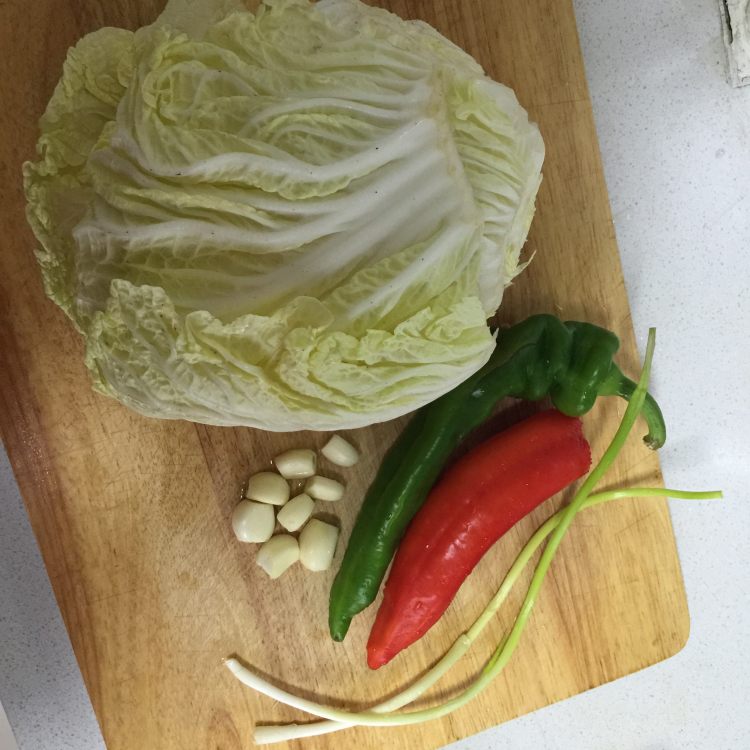 醋溜羊肉白菜步骤1