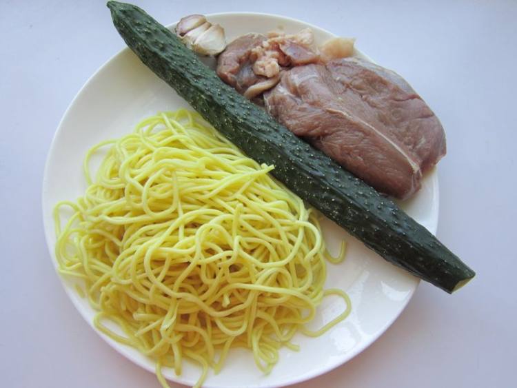 黄面烤肉步骤1