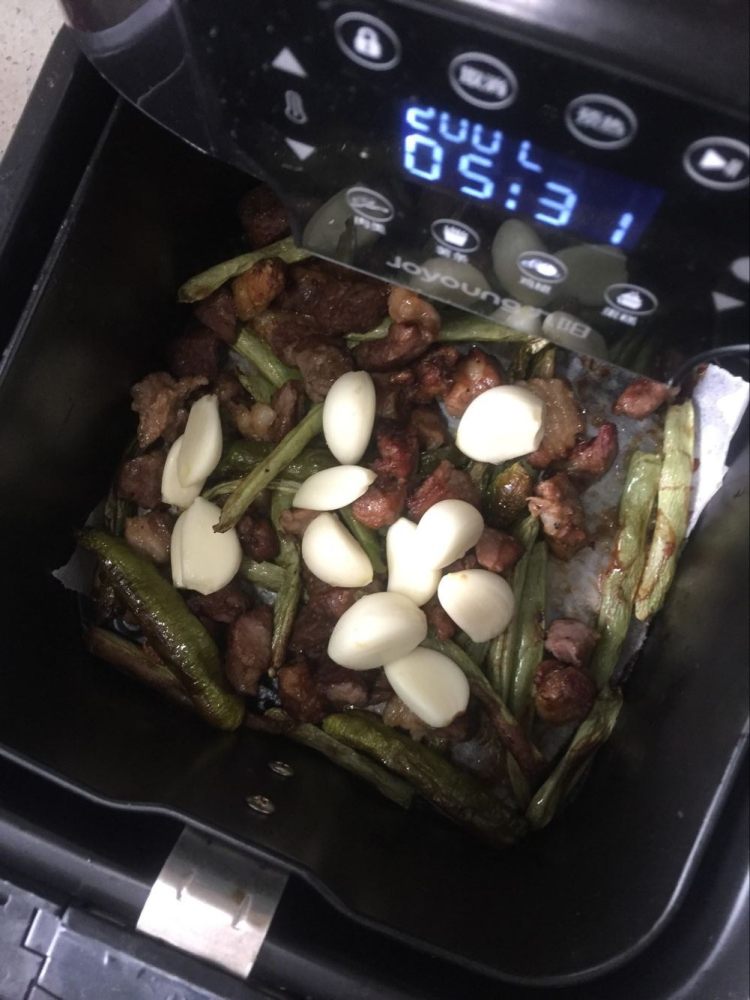 烤蒜粒羊肉步骤6