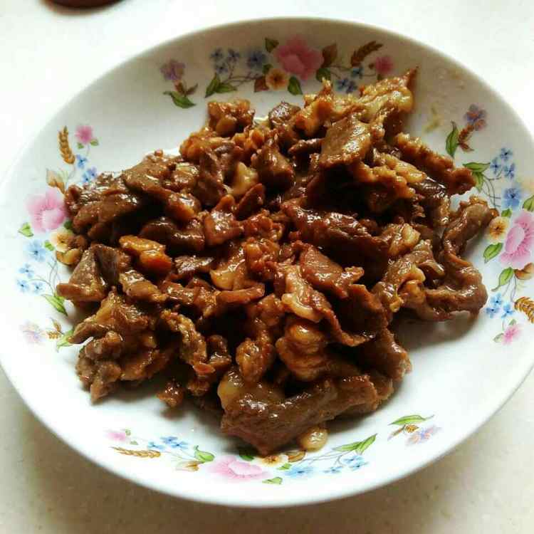 西芹炒羊肉步骤6