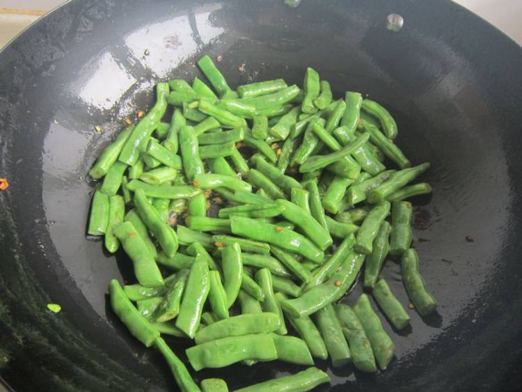 四季豆炒羊肉步骤7