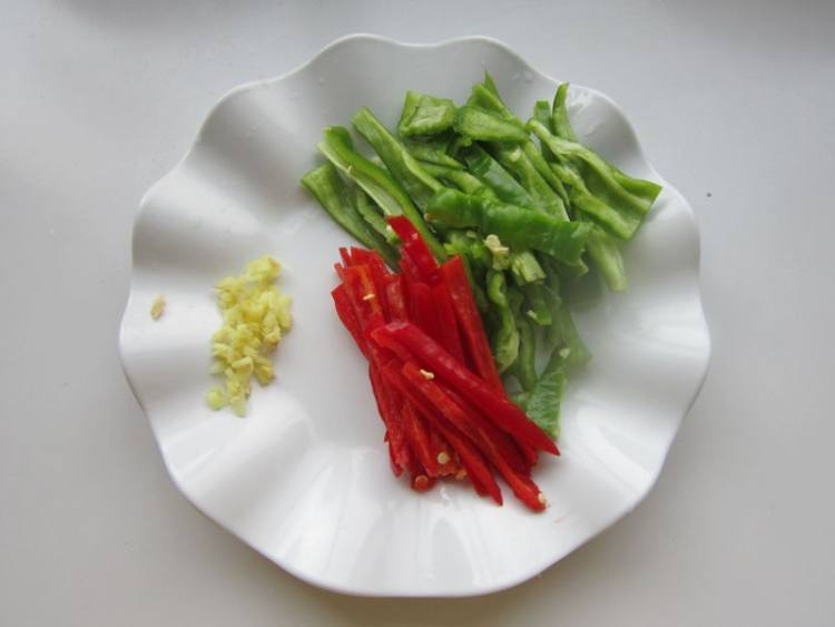 蒜薹炒羊肉步骤3