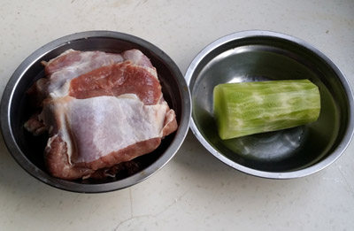 青笋烧羊肉步骤1