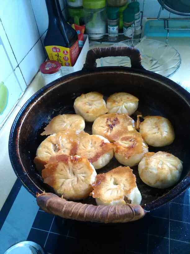羊肉白萝卜丝水煎包步骤12