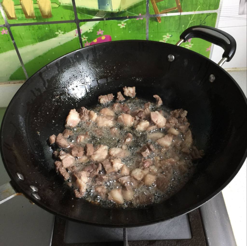 新疆羊肉抓饭步骤7