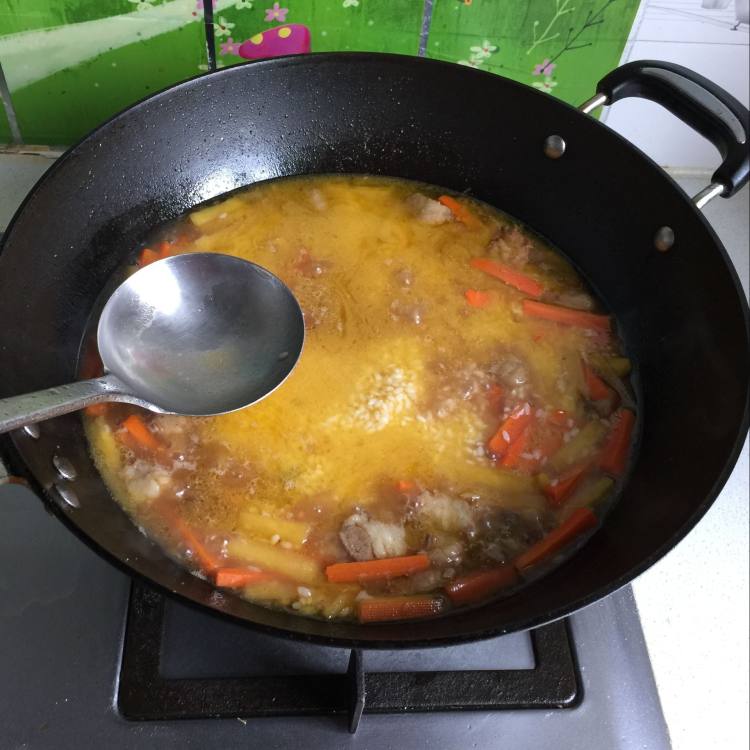 新疆羊肉抓饭步骤13