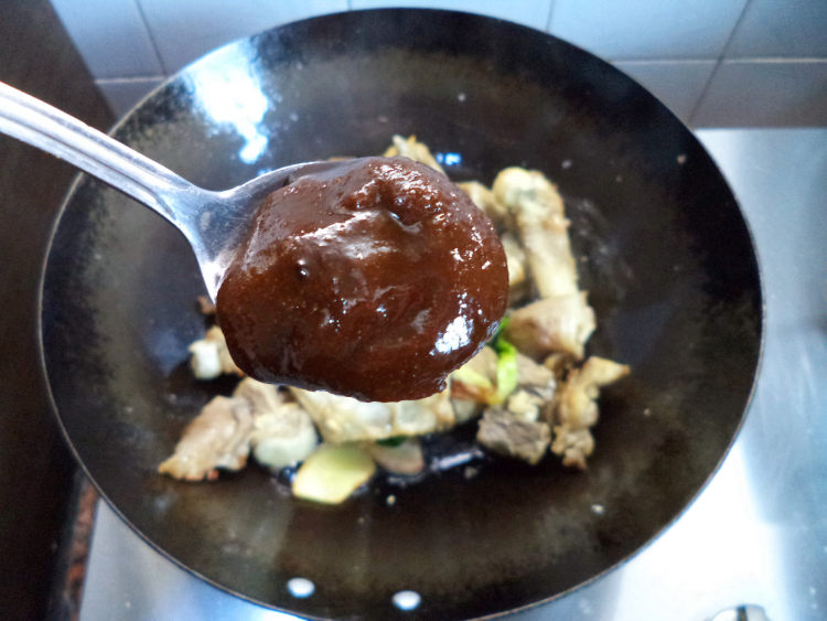 羊肉焖土豆步骤4