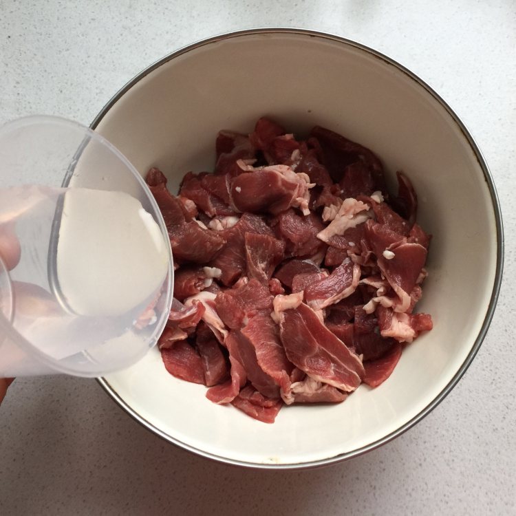 奇台过油肉步骤2