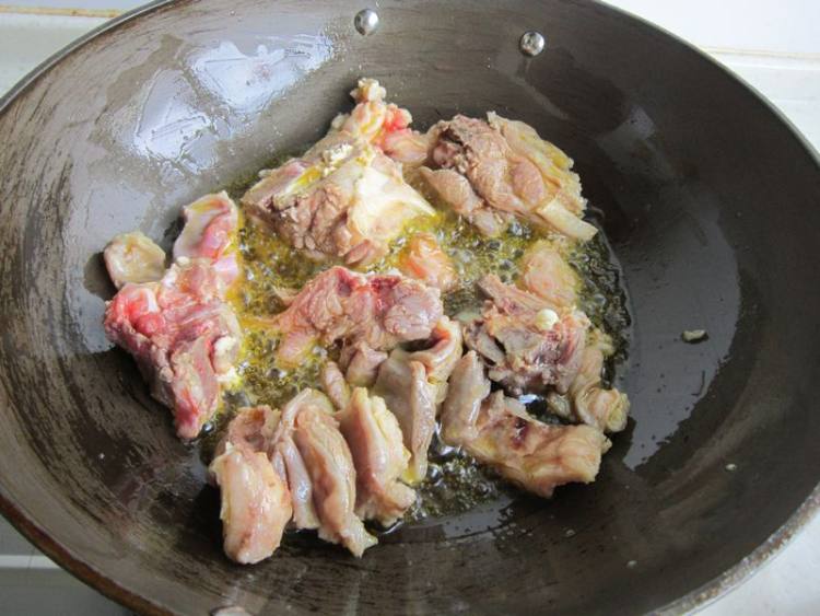 新疆抓饭步骤7