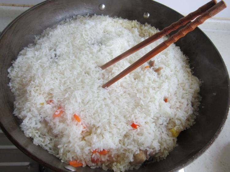 新疆抓饭步骤16