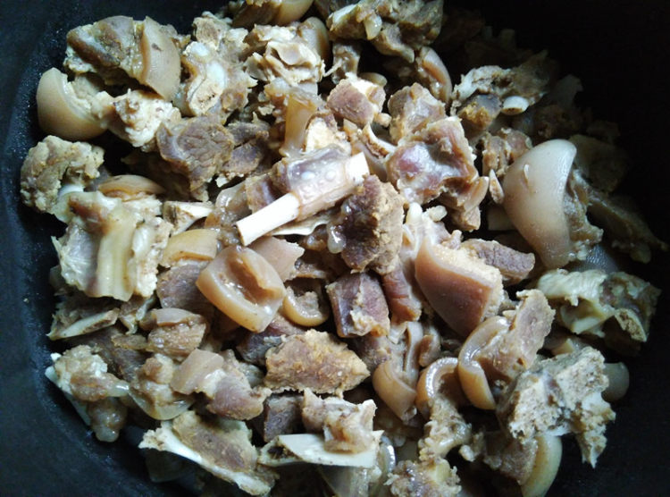 羊肉烧胡萝卜步骤5