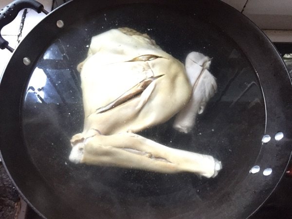 青椒炒腊羊肉步骤2