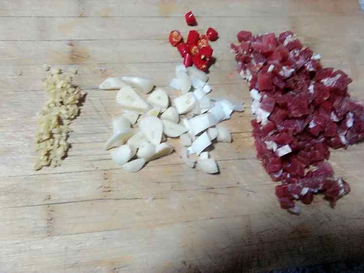 羊肉臊子面步骤3
