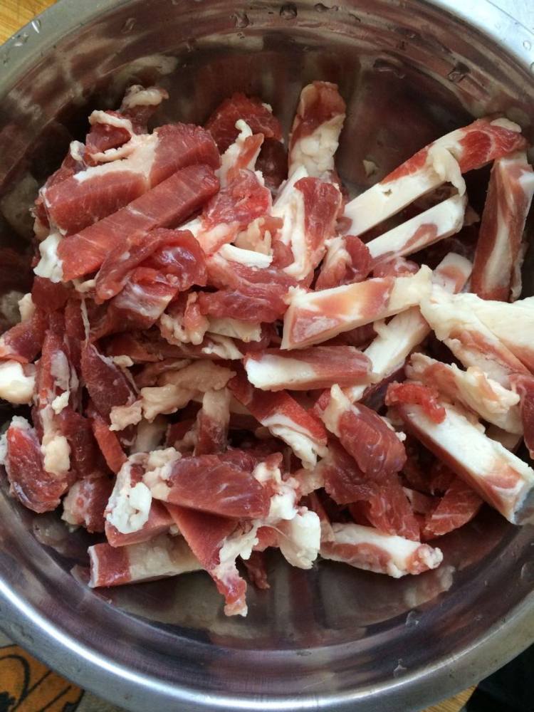 羊肉烩火烧步骤2