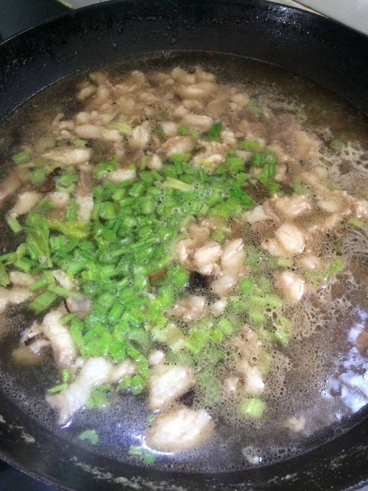 羊肉烩火烧步骤8