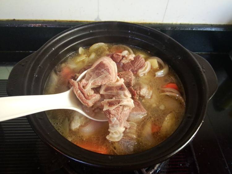 咖喱羊肉煲步骤8