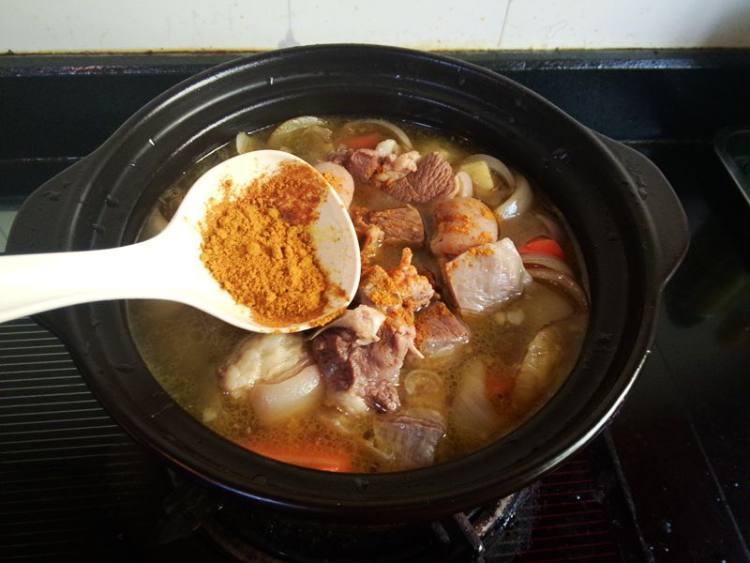 咖喱羊肉煲步骤9