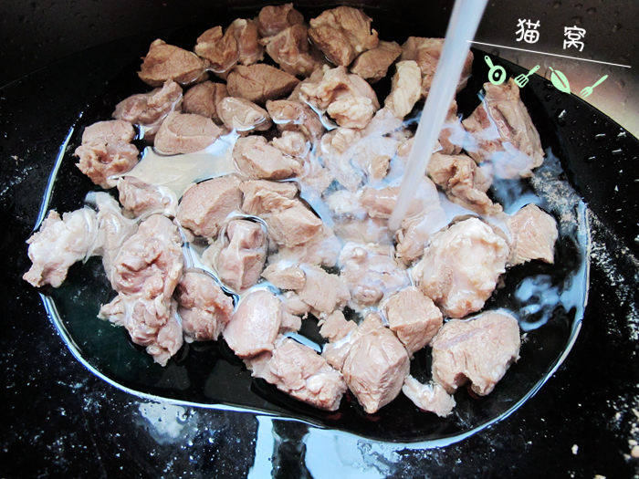 红烧羊肉煲步骤3