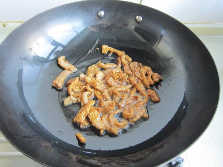 韭菜香干炒羊肉步骤5